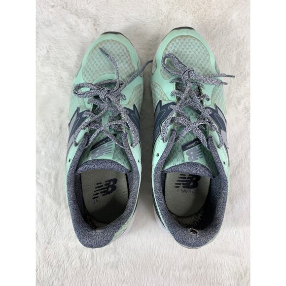 New Balance 630v5 Women’s Size 8 Mint Green Gray Running Walking Shoes - Picture 8 of 10